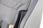 Fotel masujący SOLARIA z masażem 72 cm popielaty / kremowy eco skóra do wnętrza - obrazek 14