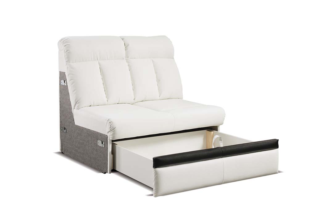 sofa do salonu